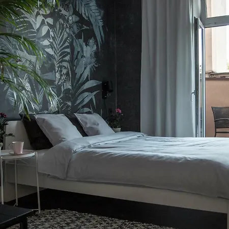 Amarant Apartment *