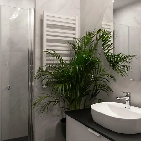 Amarant Apartment *